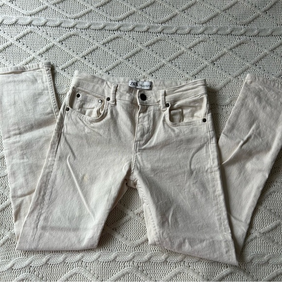 Zara Cream Denim Jeans - Picture 1 of 5